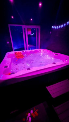 Appart avec jacuzzi, et terrasse